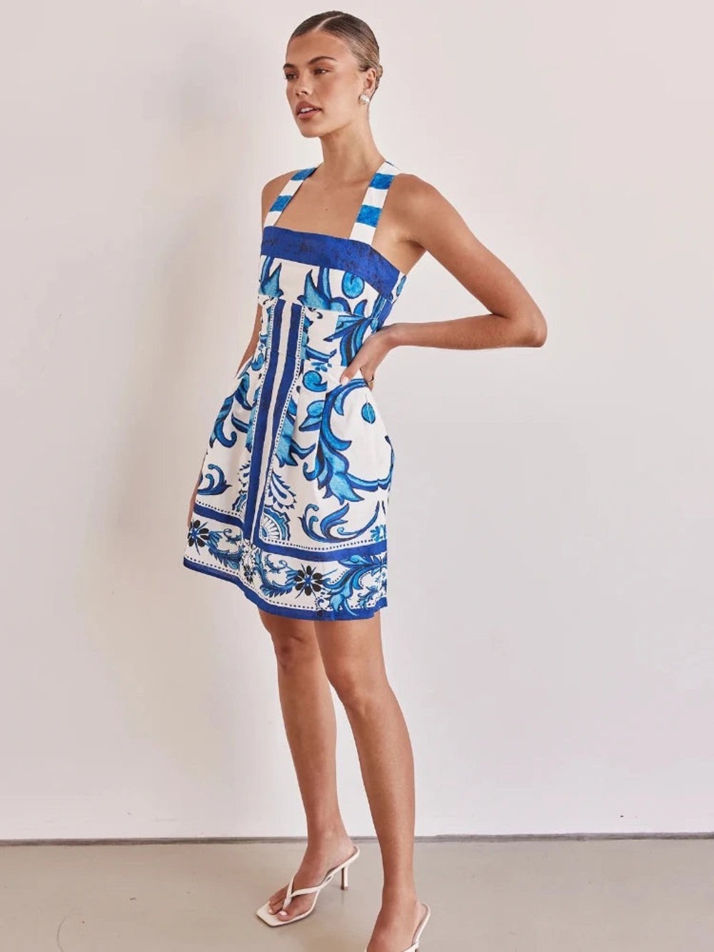 Mia Milani Maegan mini dress in sapphire/white zayna sz xs - Picture 2 of 9
